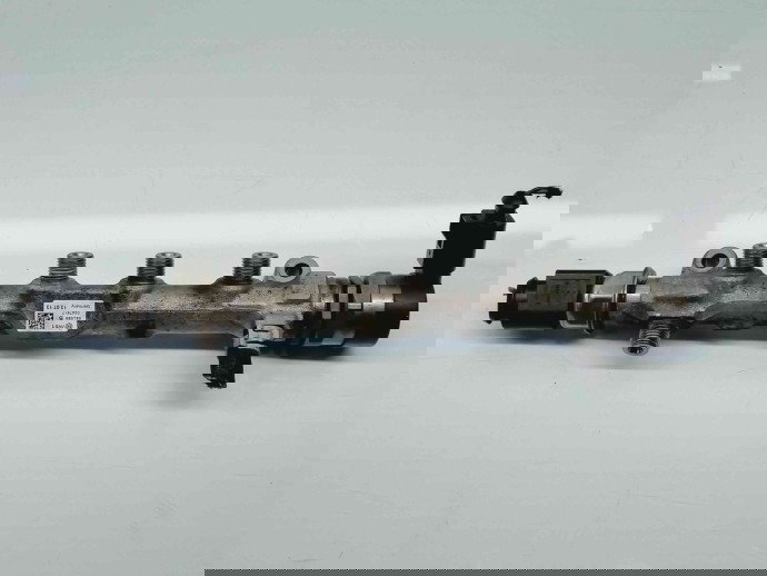 Rampa injectoare Volkswagen Golf 7 (5G) [Fabr 2014-prezent] 04L089B 1.6 TDI CLHA77KW / 105CP