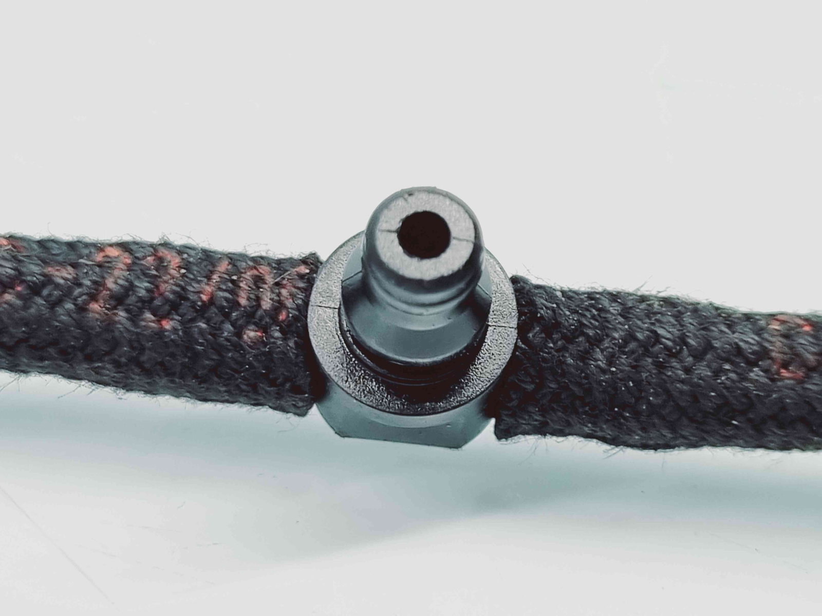 Conducta retur injectoare Bmw 5 (E60) [Fabr 2004-2010] OEM 2.5 M57 130KW / 177CP 2.5 M57 130KW / 177CP - imagine 6