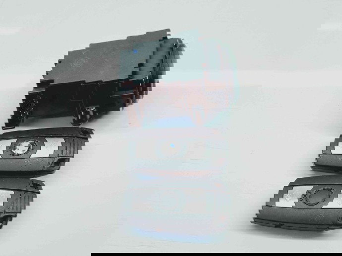   Contact cu cheie Bmw 5 (E60) [Fabr 2004-2010] 6954722  2.5 M57130KW / 177CP  2.5 M57130KW / 177CP