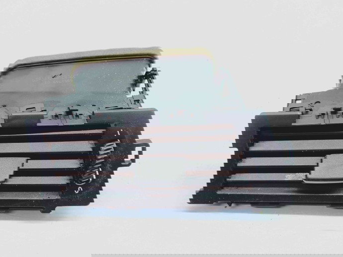   Grila aerisire stanga Bmw 5 (E60) [Fabr 2004-2010] 6910731