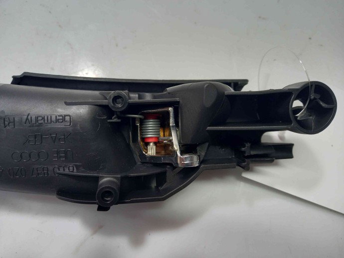 Maner interior dreapta fata Audi A5 2.7 CAMA 8T0837020A 2007-2015
