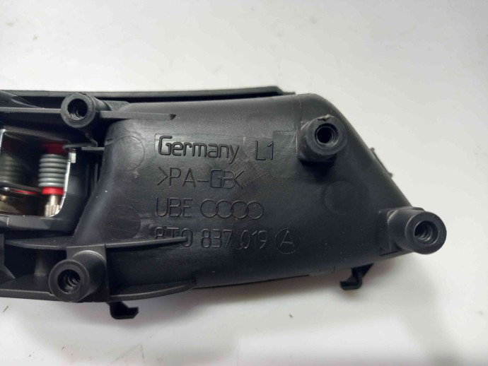 Maner interior stanga fata Audi A5 2.7 CAMA 8T0837019A 2007-2015
