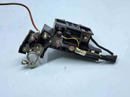  Borna baterie (+) cu capsa Audi A8 (4H) [Fabr 2010-2017] 4F0915519 