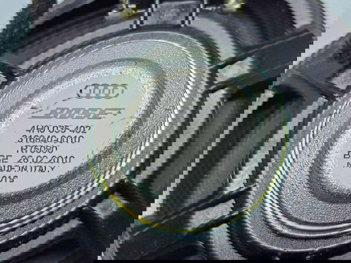  Boxa centrala bord Audi A8 (4H) [Fabr 2010-2017] 4H0035402