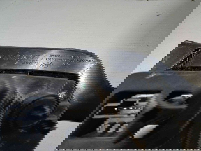 Stop aripa stanga Dacia Logan 2 0.9 TCE OEM 2012-2021