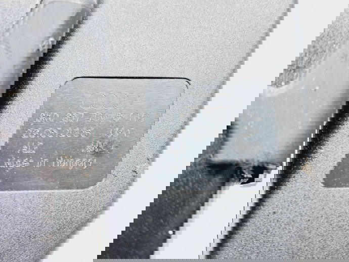  Capsa centura spate mijloc Audi A4 (8K5, B8) Avant [Fabr 2008-2015] 8K0857739B