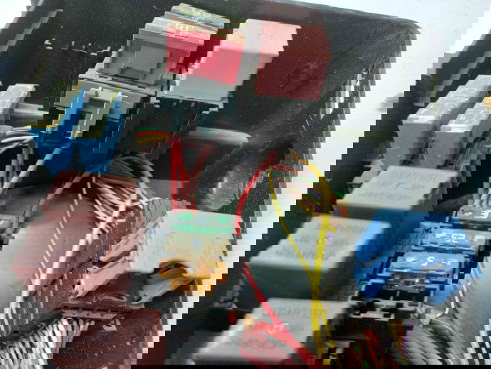 Panou sigurante Dacia Logan 1.2 8200738818 2004-2012