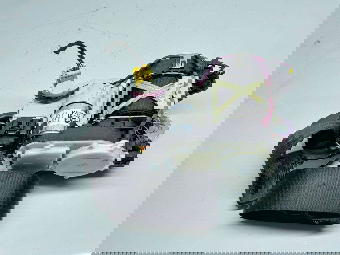  Centura stanga fata Audi A8 (4H) [Fabr 2010-2017] 4H0857705A