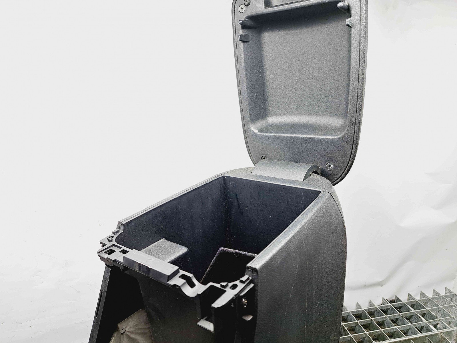 Consola centrala Kia Sportage III [Fabr 2010-2016] OEM - imagine 3