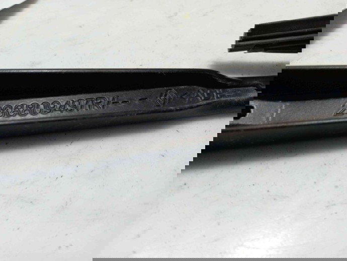 Brat stergator parbriz dreapta Dacia Logan 1.2 288809497R 2004-2012