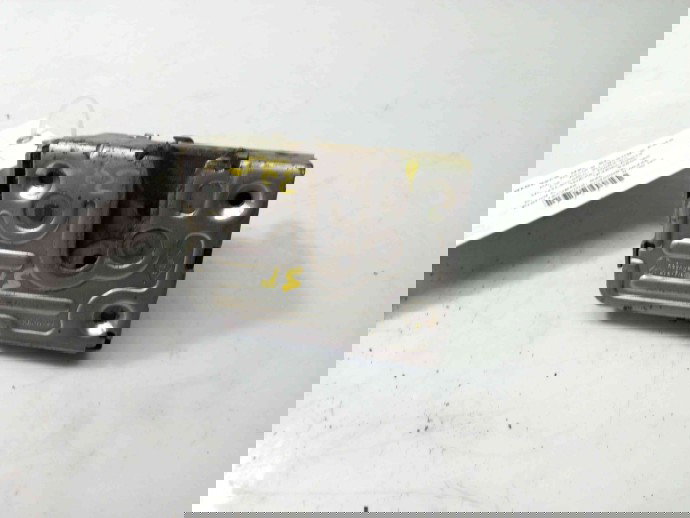 Broasca usa stanga fata Dacia Logan 1.2 8200928445 2004-2012