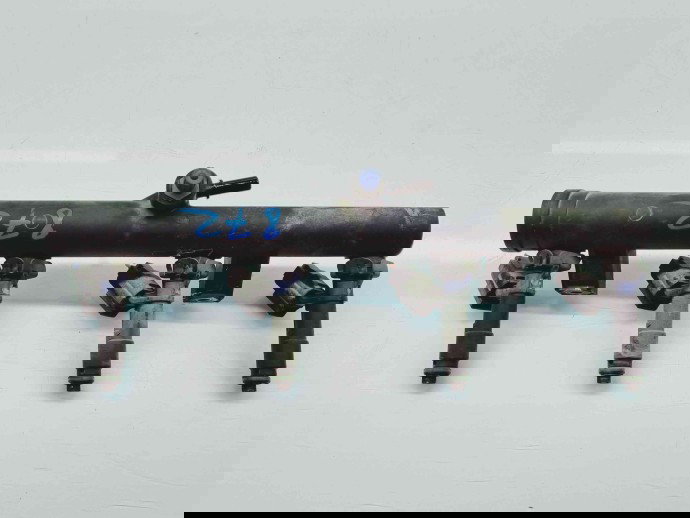 Rampa injectoare PEUGEOT 406 Coupe [Fabr 1997-2004] 9628084680 2.0 Benz RFJ 103KW / 140CP