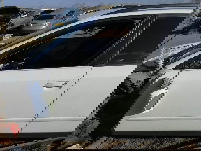 Usa stanga fata Audi A4 B6 break 1.9 TDI-AWX LY96 2001-2004