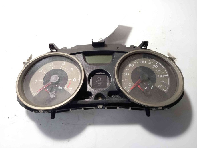 Ceas bord Renault Megane 2 1.6 K4M 8200408781 2003-2008