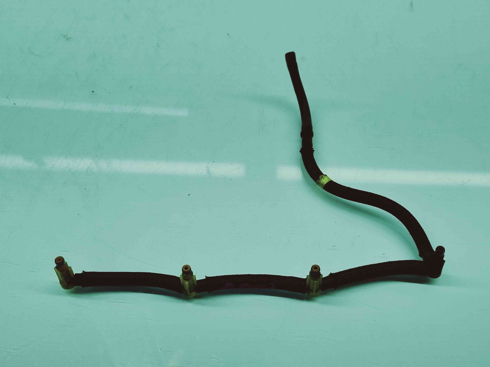 Conducta retur injectoare Peugeot 3008 [Fabr 2009-2016] OEM 1.6 HDI 9HZ 80KW / 110CP 1.6 HDI 9HZ 80KW / 110CP - imagine 1