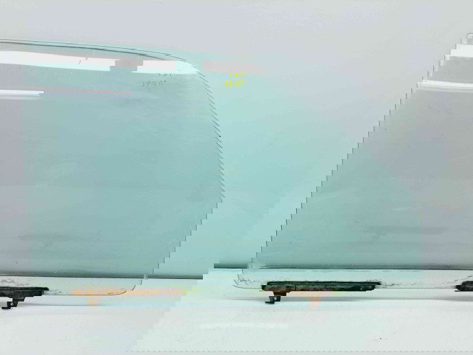 Geam usa dreapta fata MITSUBISHI L200 Facelift [Fabr 2002-2006] OEM