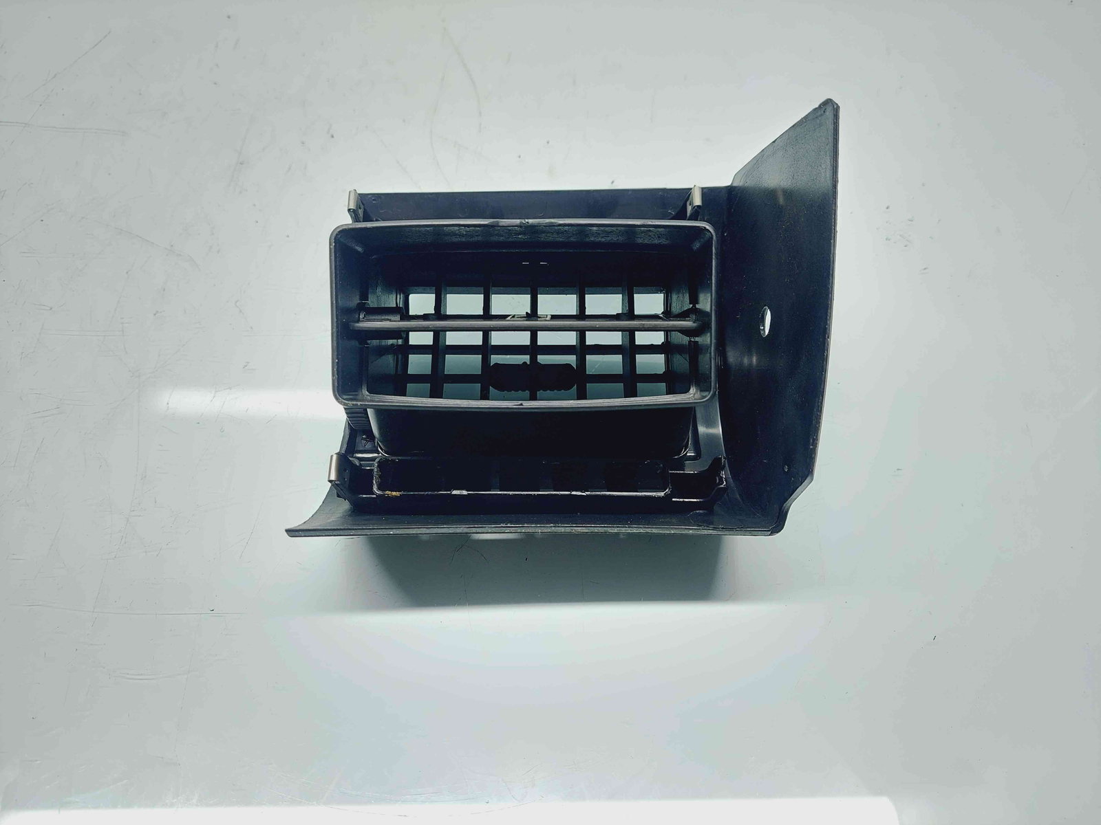 Grila aerisire dreapta Volkswagen Fox (5Z1, 5Z3) [Fabr 2003-2011] 5Z0819704 - imagine 4