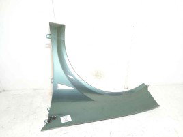 Aripa stanga fata Renault Megane 2 1.6 K4M OEM 2003-2008