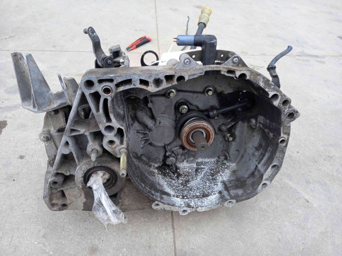Cutie viteze manuala Renault Megane 2 1.6 K4M OEM 2003-2008