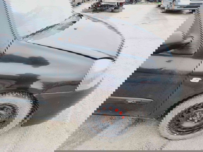 Aripa dreapta fata Renault Symbol / Thalia [Fabr 1998-2007] NV676