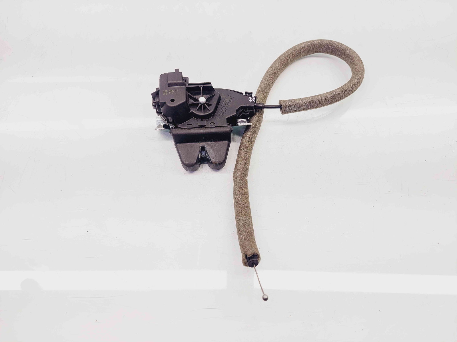 Broasca capota spate Mercedes Clasa E (W212) [Fabr 2009-2016] A2047500185 - imagine 2