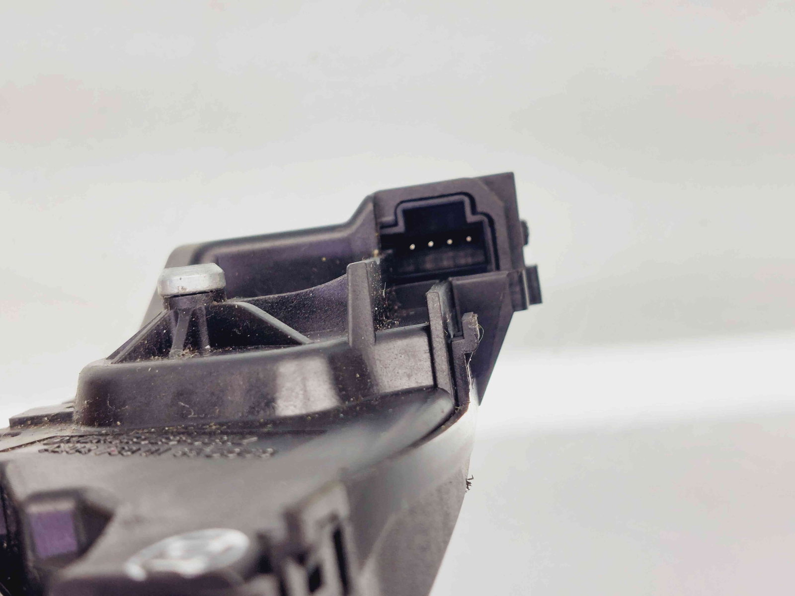 Broasca capota spate Mercedes Clasa E (W212) [Fabr 2009-2016] A2047500185 - imagine 3