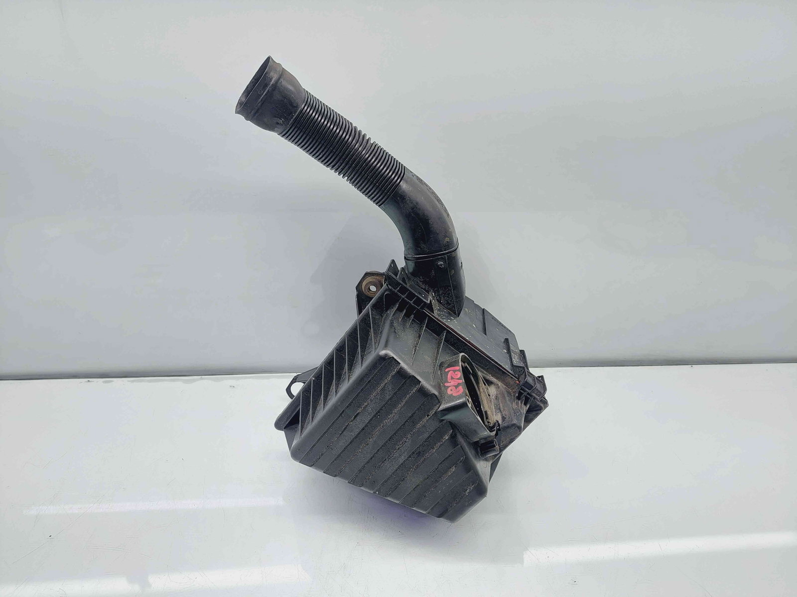 Carcasa filtru aer Volkswagen Fox (5Z1, 5Z3) [Fabr 2003-2011] OEM 1.4 TDI BNM 51KW / 69CP 1.4 TDI BNM 51KW / 69CP - imagine 2