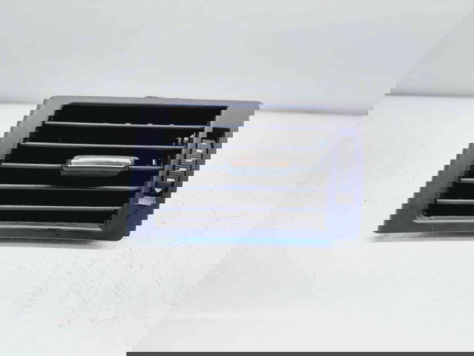   Grila aerisire stanga Audi A4 (8E5, B6) Avant [Fabr 2001-2004] 8E0820901F