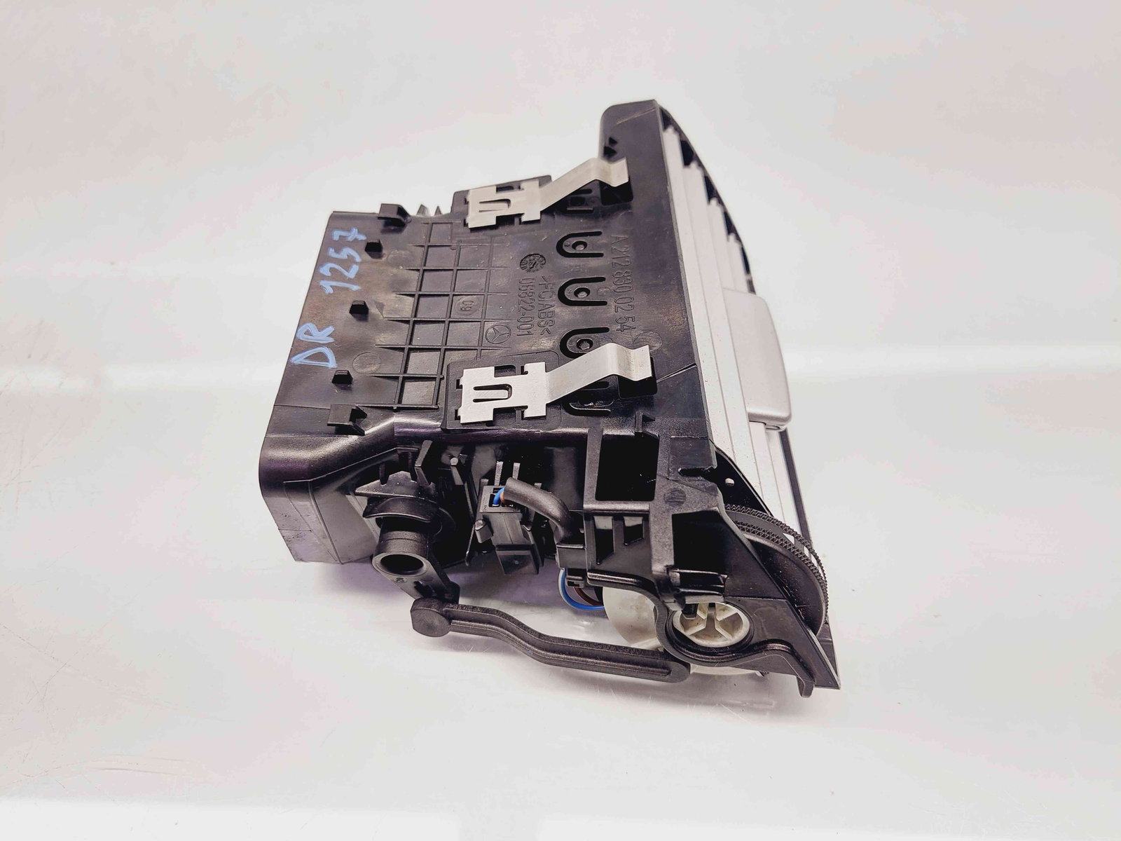 Grila aerisire dreapta Mercedes Clasa E (W212) [Fabr 2009-2016] A2128300254 - imagine 2