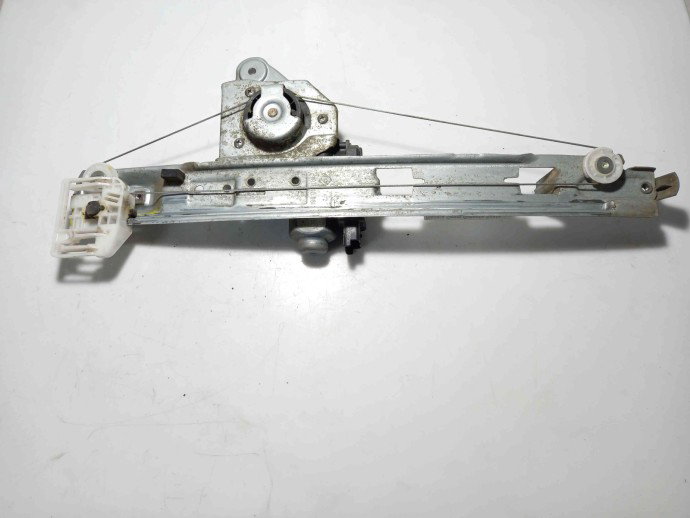 Macara geam dreapta spate Renault Megane 2 1.6 K4M OEM 2003-2008