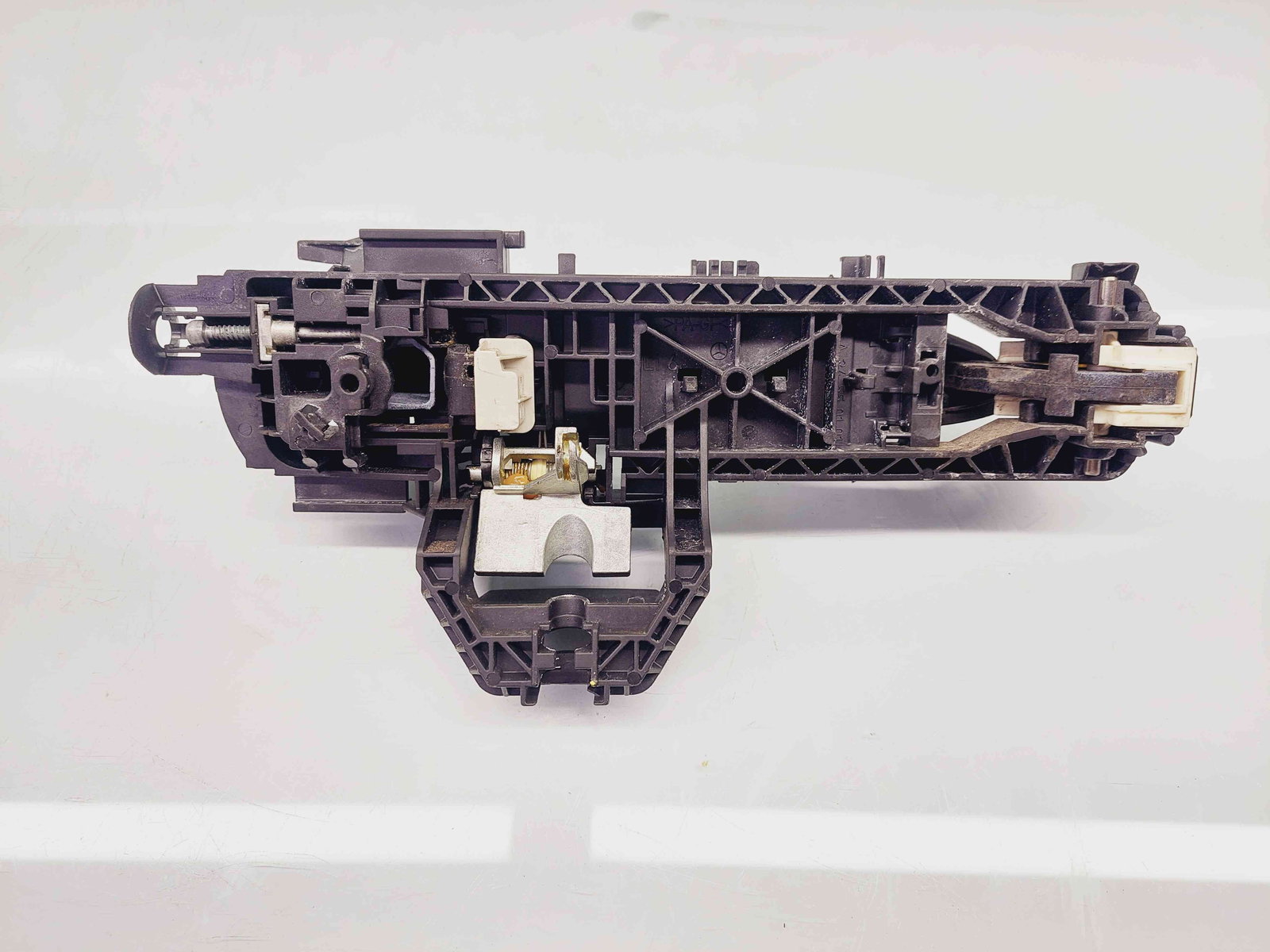 Maner usa stanga spate Mercedes Clasa E (W212) [Fabr 2009-2016] 197 NEGRU OBSIDIAN - imagine 2