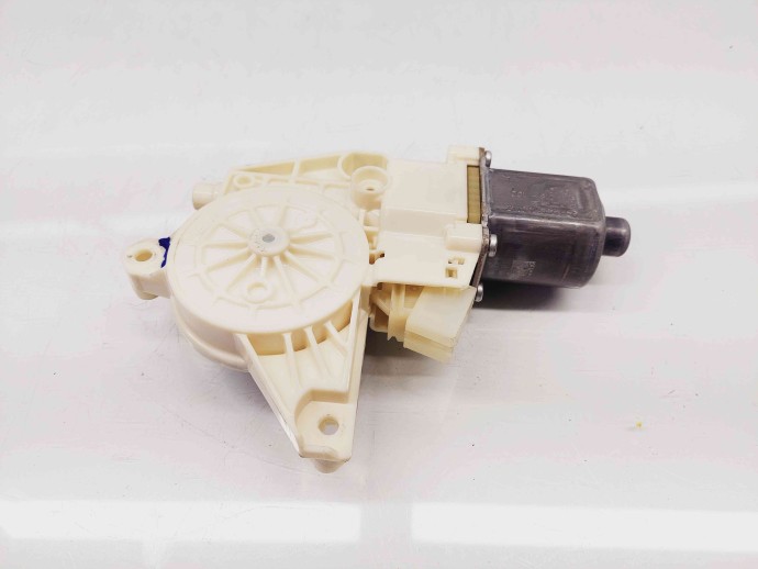 Motoras geam dreapta fata Mercedes Clasa E (W212) [Fabr 2009-2016] A2048200242