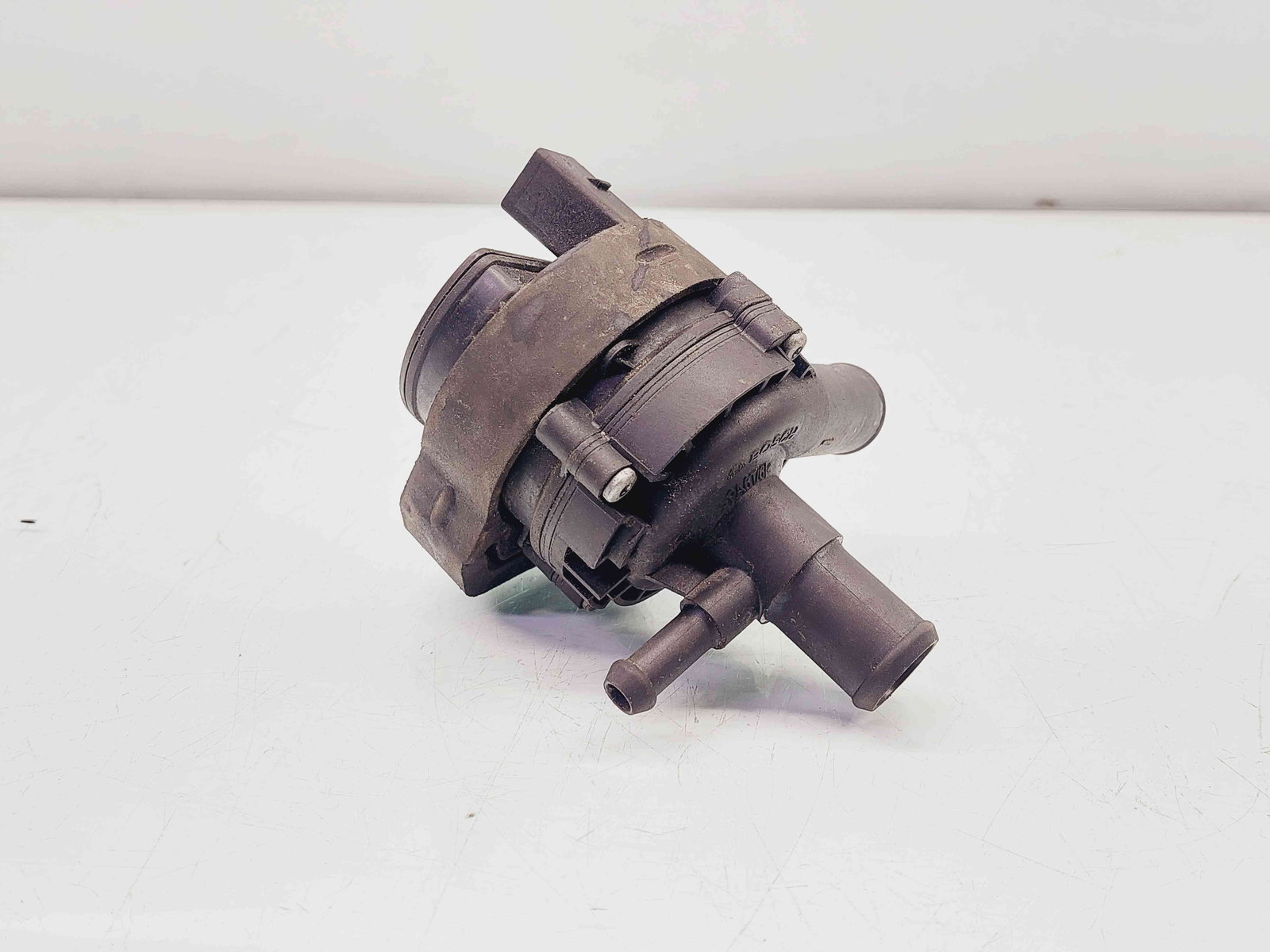 Pompa recirculare apa Mercedes Clasa E (W212) [Fabr 2009-2016] A2118350028 2.2 CDI 651925 125KW / 170CP 2.2 CDI 651925 125KW / 170CP - imagine 1