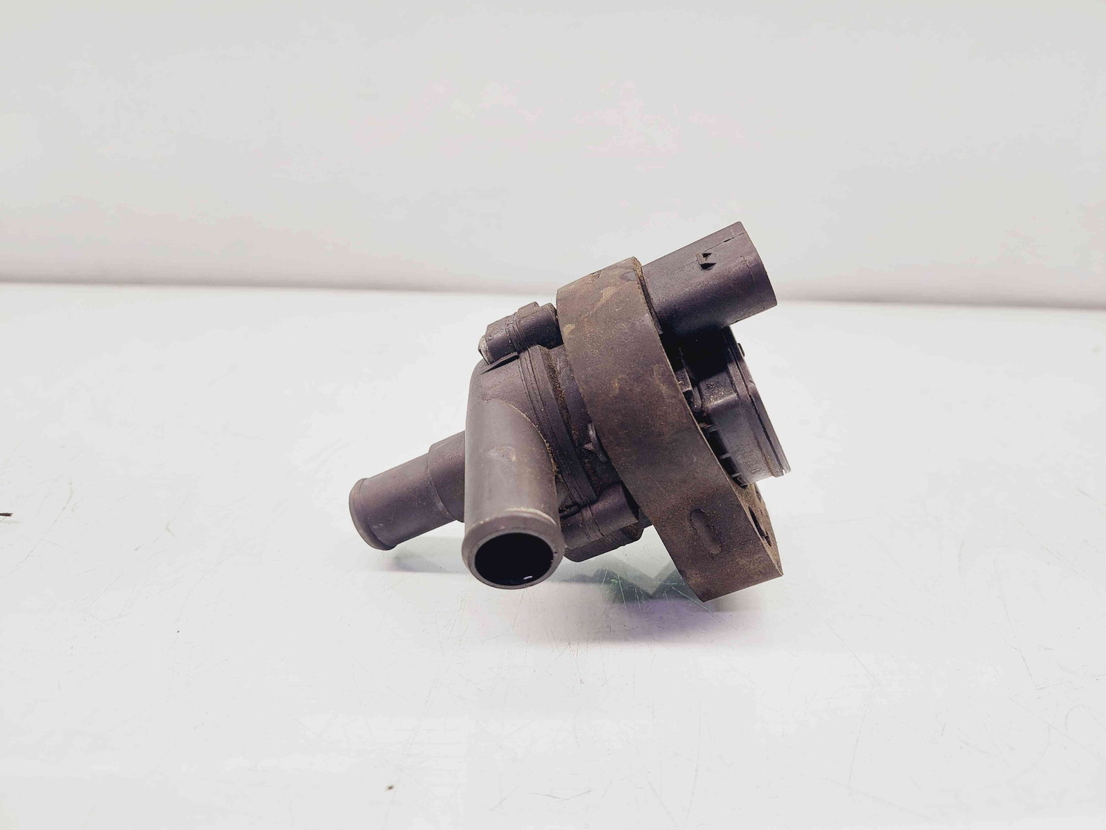 Pompa recirculare apa Mercedes Clasa E (W212) [Fabr 2009-2016] A2118350028 2.2 CDI 651925 125KW / 170CP 2.2 CDI 651925 125KW / 170CP - imagine 3