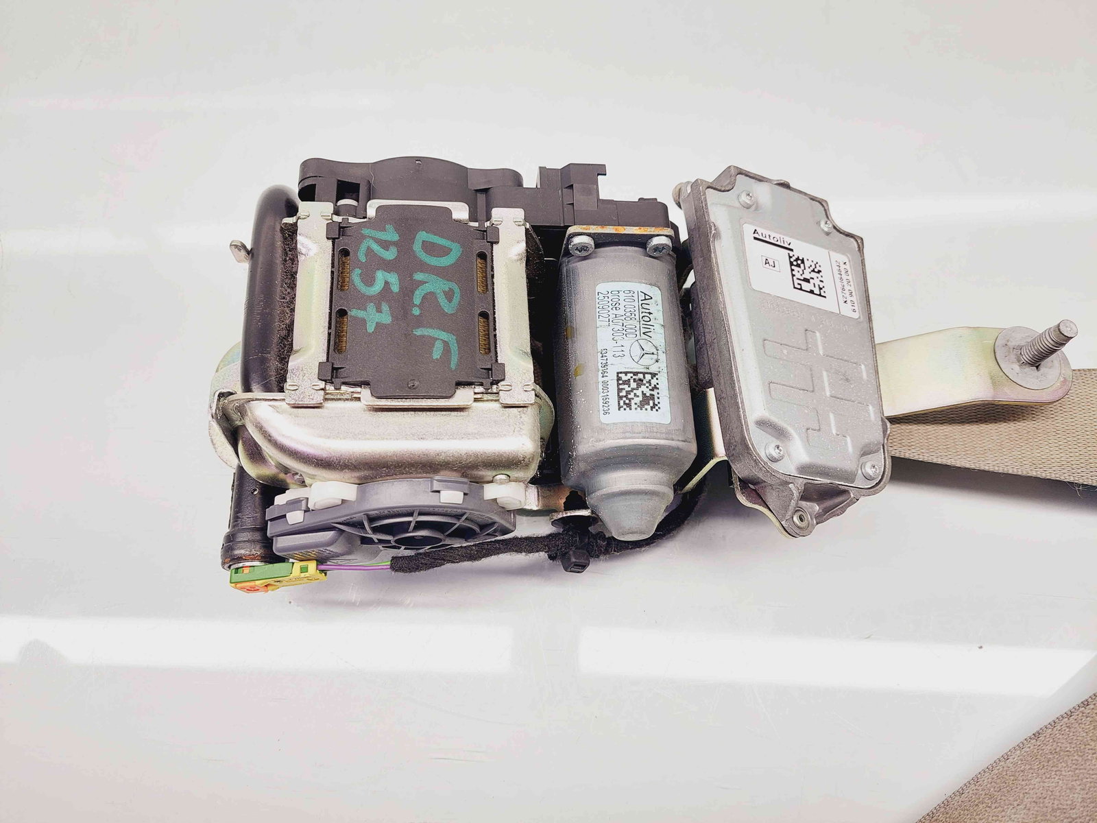 Centura dreapta fata Mercedes Clasa E (W212) [Fabr 2009-2016] 610035800D - imagine 2