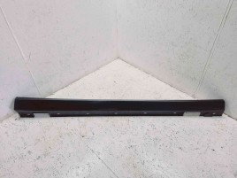 Prag lateral dreapta Mercedes Clasa E (W212) [Fabr 2009-2016] A2126900840 | 197 NEGRU OBSIDI