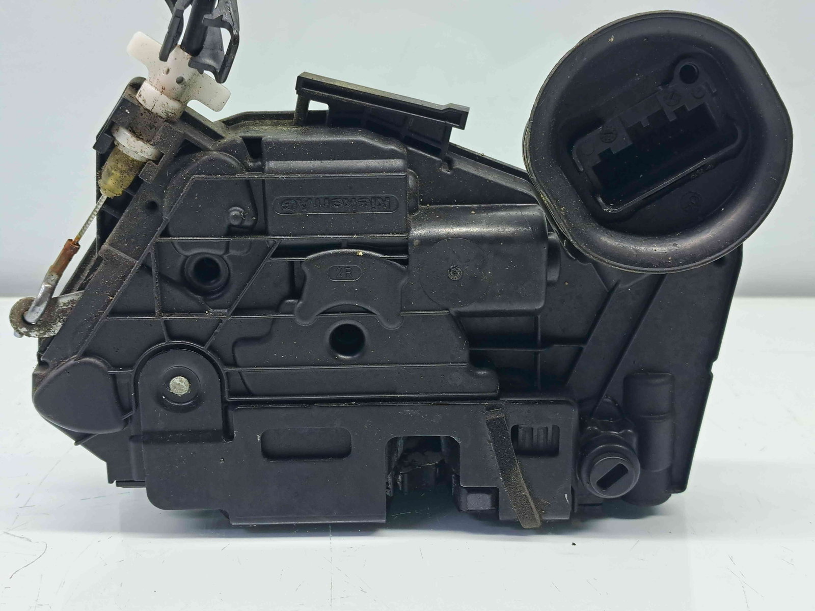 Broasca usa dreapta spate Volkswagen Golf 6 (5K1) [Fabr 2009-2013] 5K4839016B - imagine 2