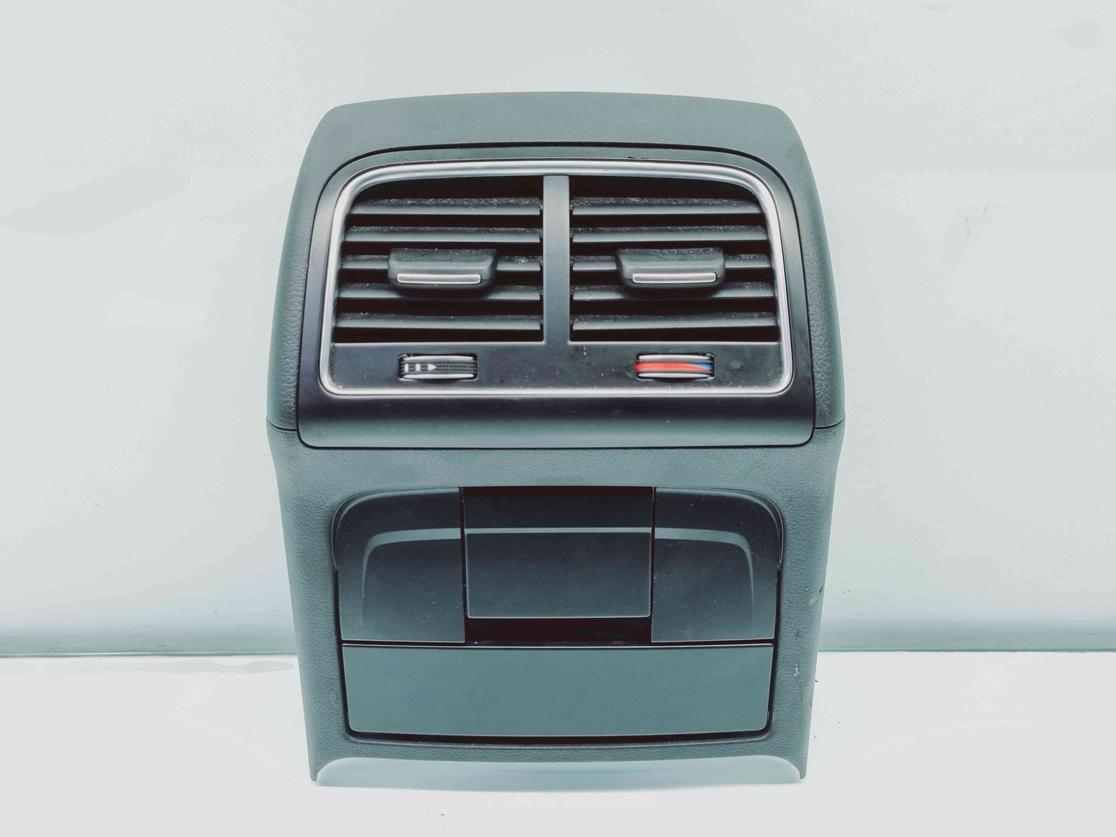 Grila aerisire spate Audi A5 Sportback (8TA) [Fabr 2009-2015] 8K0864376 - imagine 1