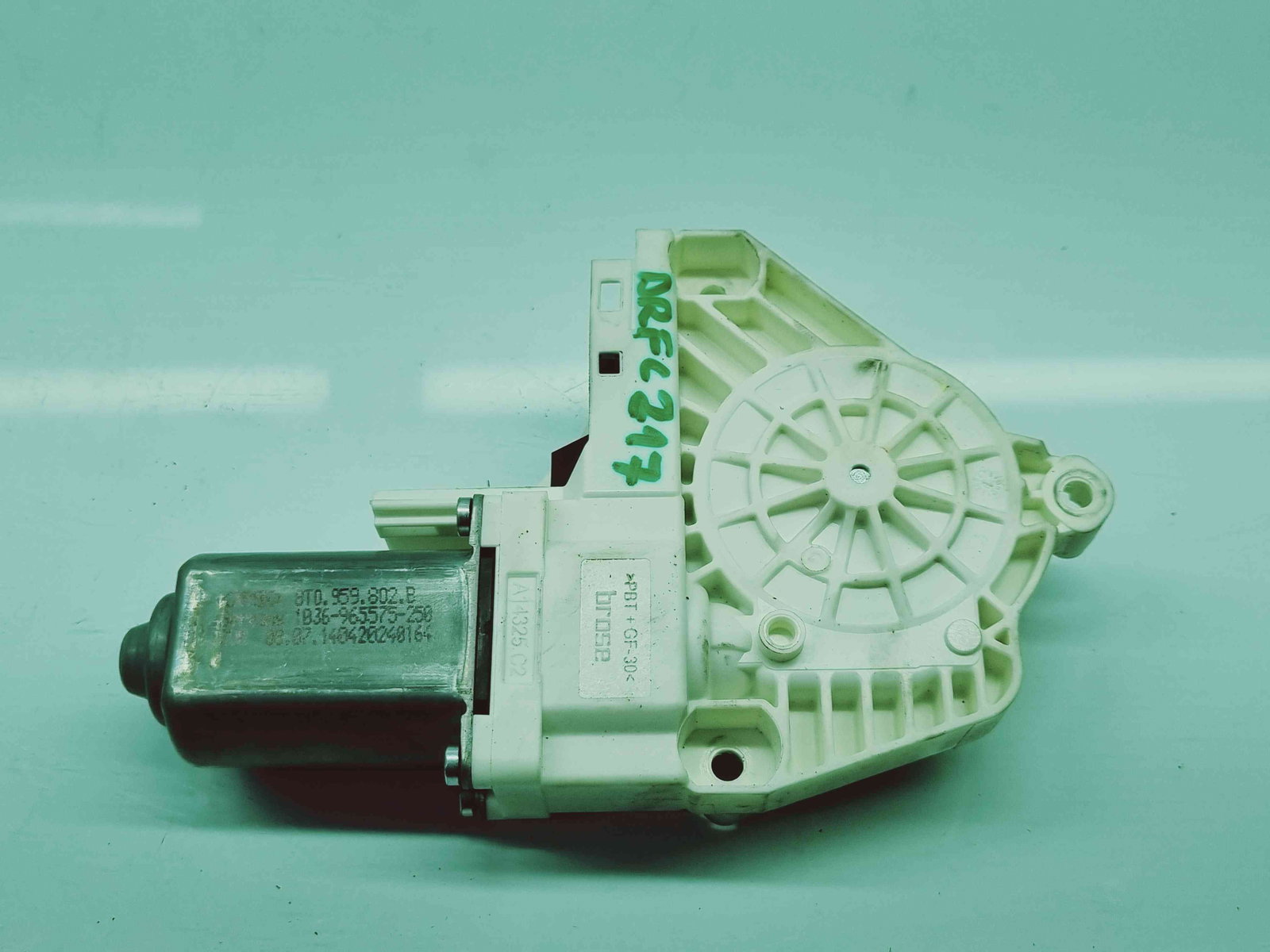 Motoras geam dreapta fata Audi A5 Sportback (8TA) [Fabr 2009-2015] 8T0959802B - imagine 3