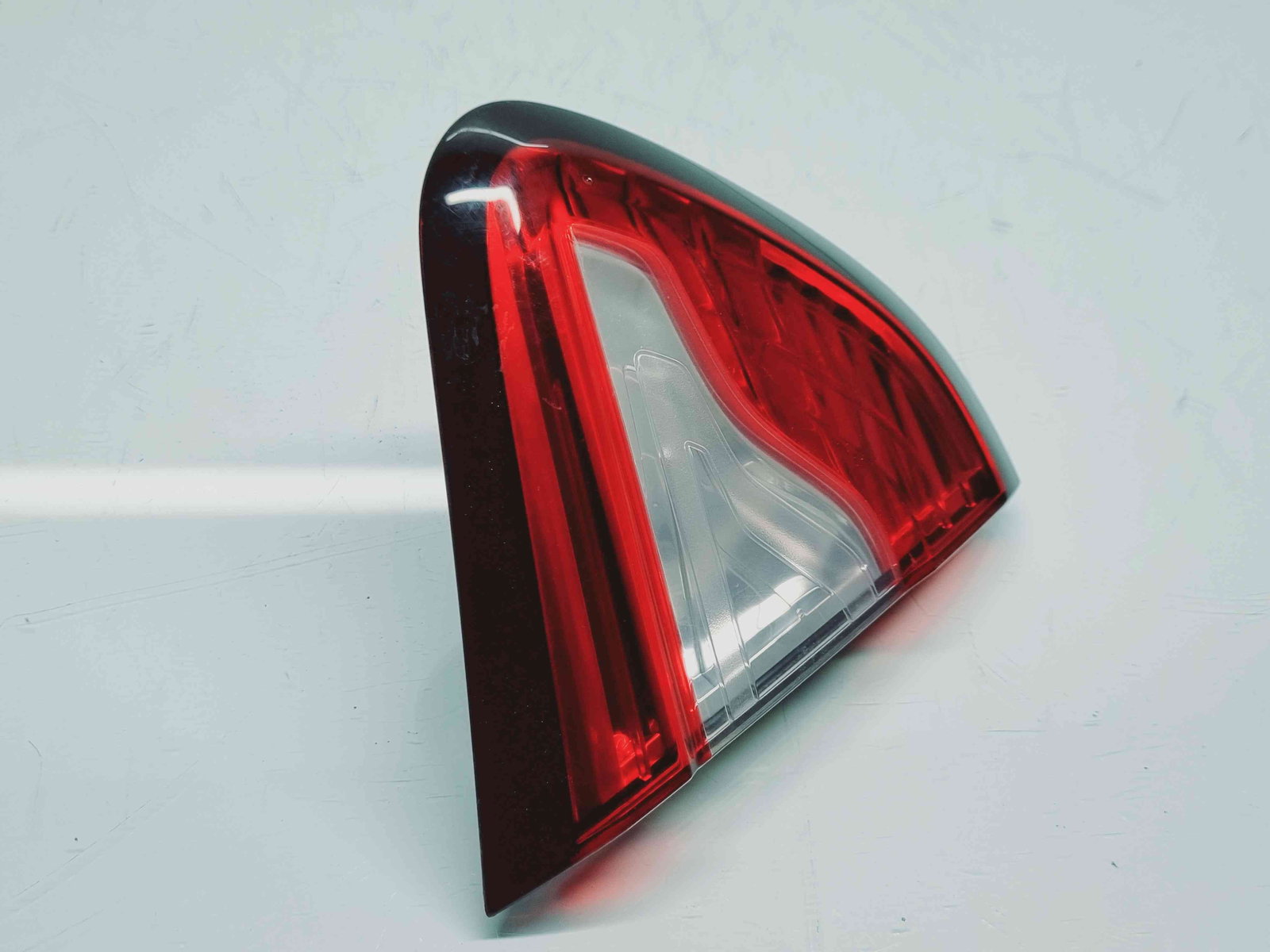 Ornament portbagaj Renault Captur (J87) [Fabr 2013-2017] 265557893R - imagine 2