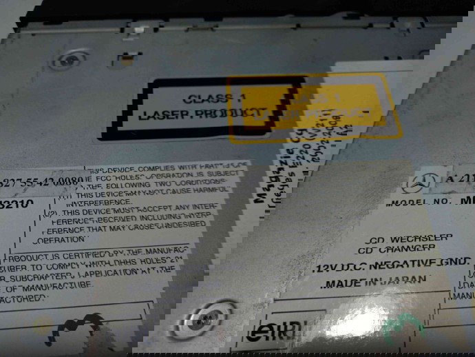 Magazie CD Mercedes E220 (W211) 2.2  CDI A2118275542 2002-2009