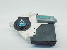 Motoras geam dreapta fata Volkswagen Passat CC (358) [Fabr 2012-2016] 3C8837462M | 3C0959792C