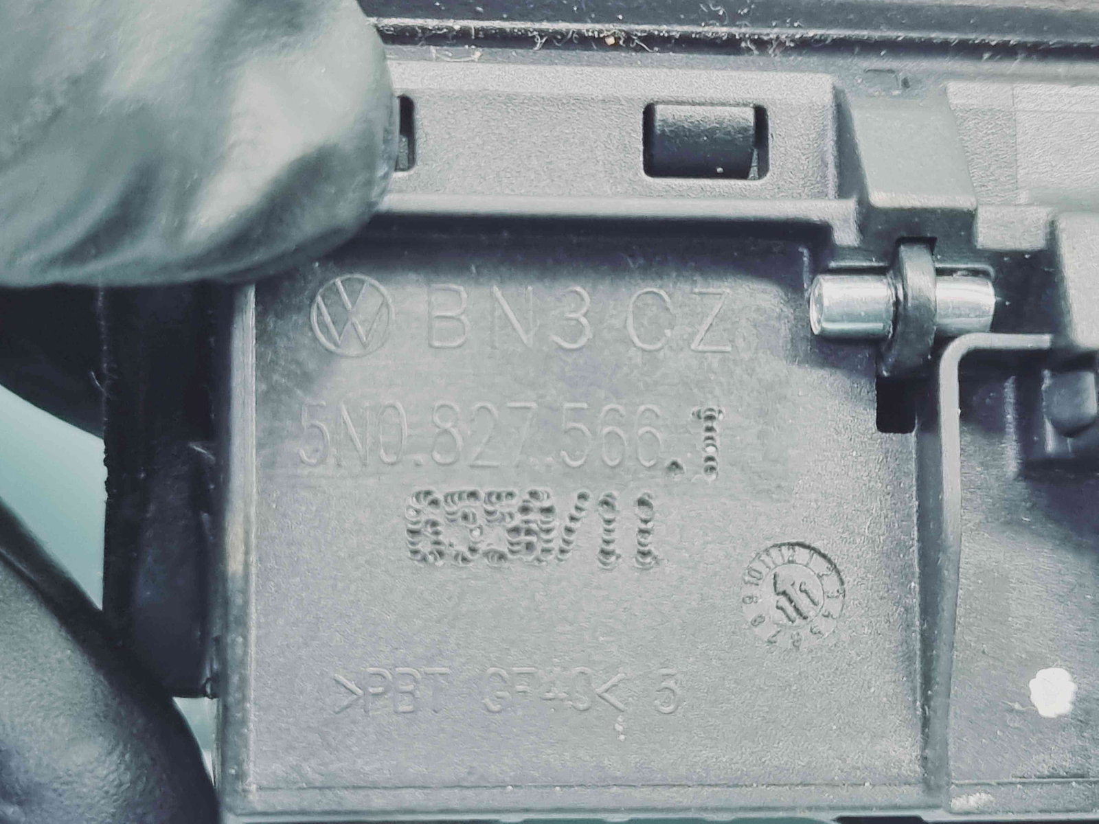 Buton deschidere portbagaj Volkswagen Touran (1T3) [Fabr 2010-2015] 5N0827566T - imagine 3