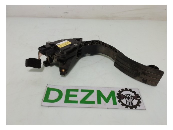 Pedala acceleratie Dacia Logan 2 1.2 benzina D4F 180026342R 2012-Prezent