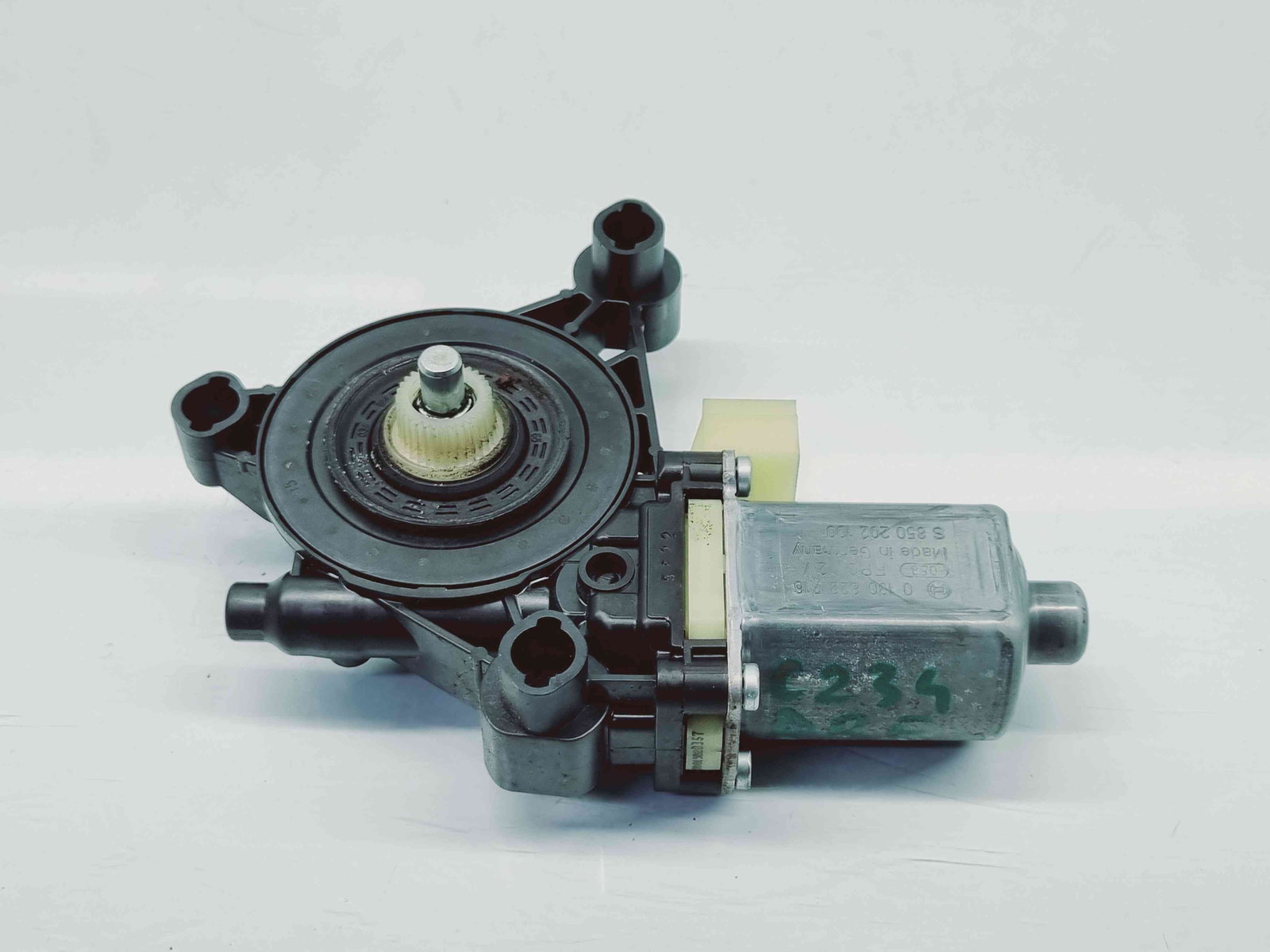 Motoras geam dreapta fata Seat Leon (5F1) [Fabr 2012-2018] 5K0959802B - imagine 1