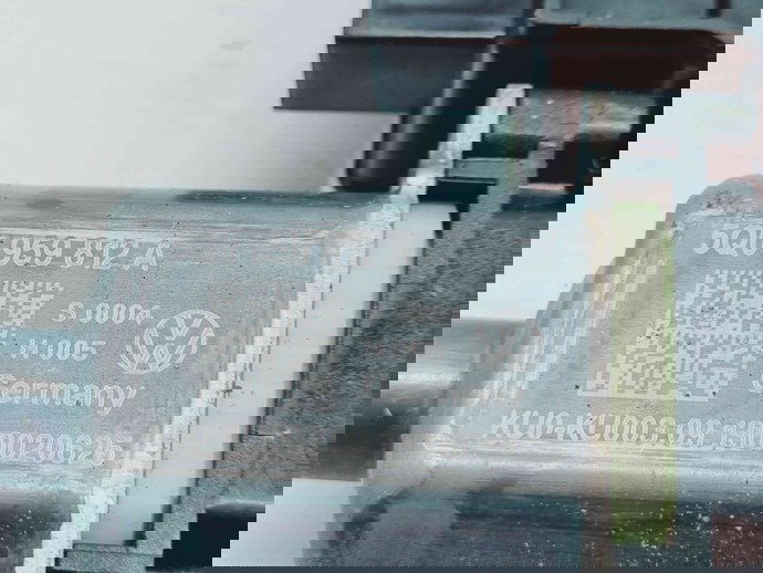 Motoras geam dreapta spate Seat Leon (5F1) [Fabr 2012-2018] 5Q0959812A