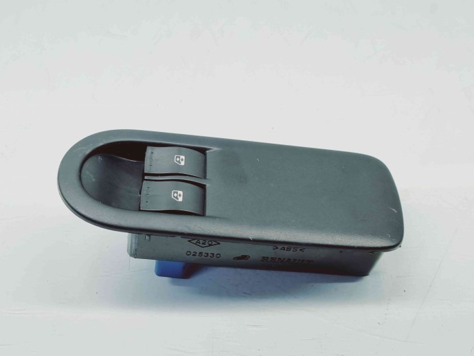   Butoane comanda geamuri sofer Dacia Duster [Fabr 2010-2017] 156018090D