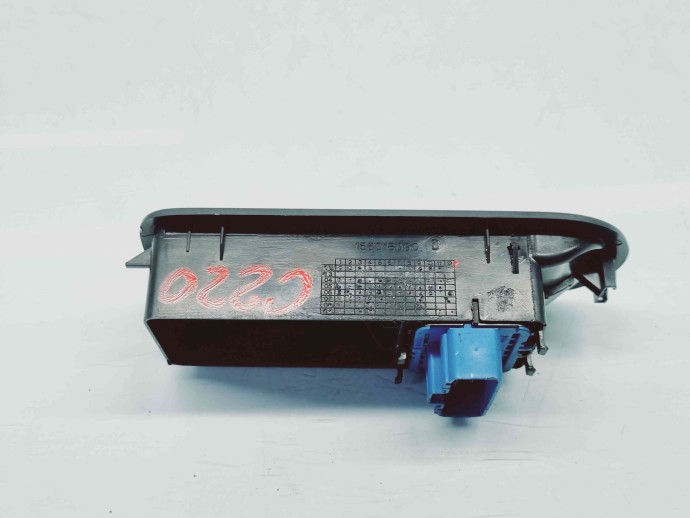   Butoane comanda geamuri sofer Dacia Duster [Fabr 2010-2017] 156018090D