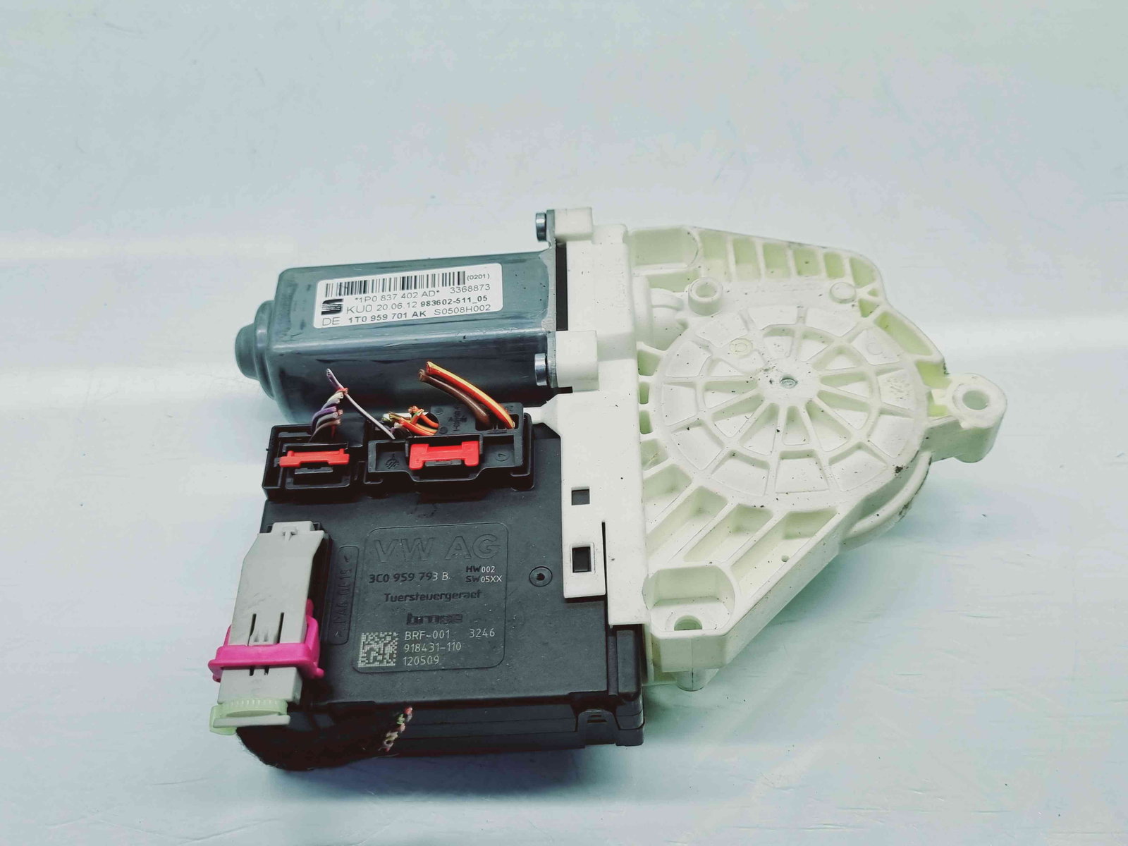 Motoras geam dreapta fata Seat Leon (1P1) [Fabr 2005-2011] 1P0837502AD n 3C0959793B - imagine 2