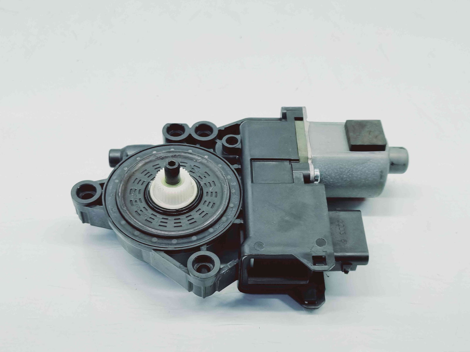 Motoras geam dreapta spate Hyundai i40 Wagon [Fabr 2012-2019] 83460-3Z010 - imagine 1